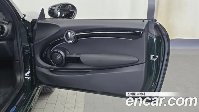 MINI Cooper Convertible — Фото автомобиля 14