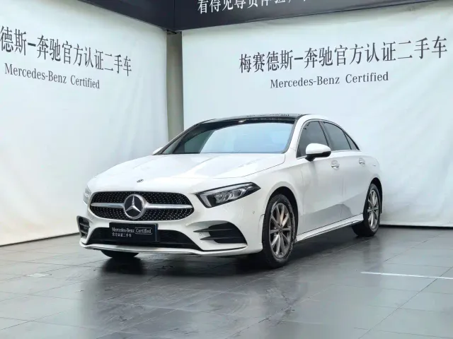 Фотография автомобиля — Mercedes-Benz A-Class
