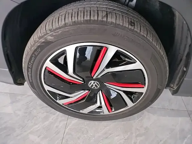 Volkswagen Tharu 2023 300TSI 2WD Moon Premium Edition — Фото автомобиля 22