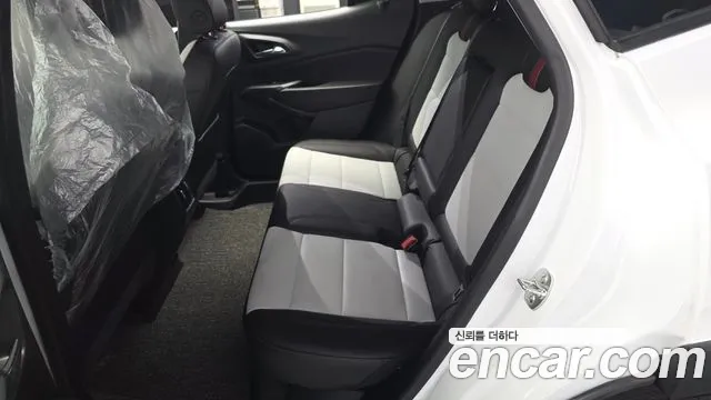 ChevroletGMDaewoo Trax Trax Кроссовер 1.2 Red Line — Фото автомобиля 12