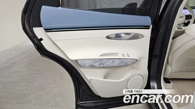 Genesis GV70 Electrified — Фото автомобиля 14