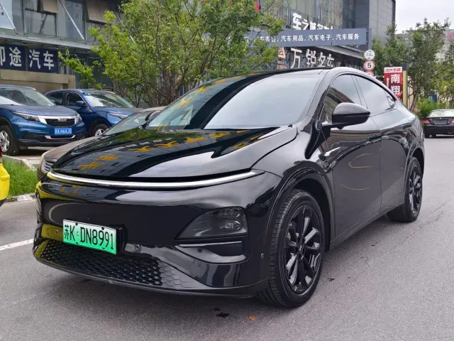 Фотография автомобиля — Xpeng G6