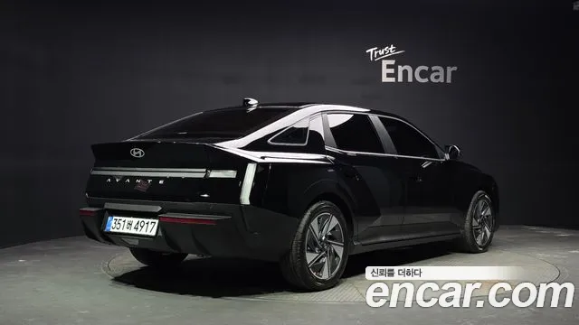 Hyundai Avante (CN8) — Фото автомобиля 2