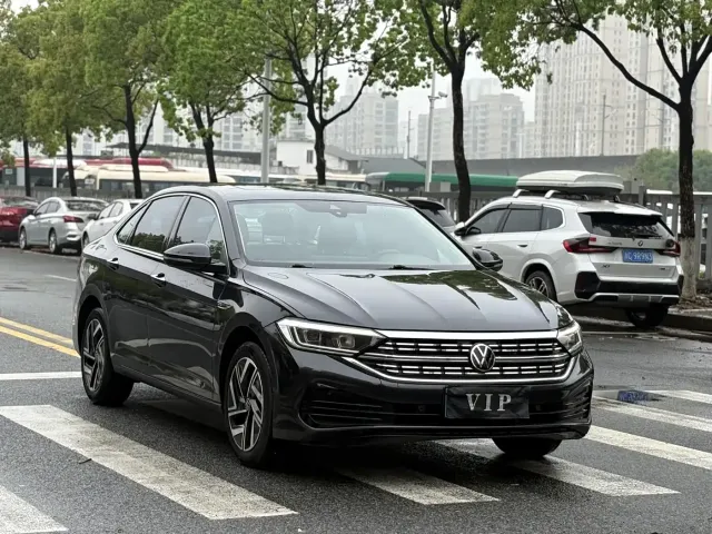 Volkswagen Sagitar — Фото автомобиля 3