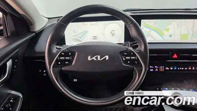 Kia EV6 — Фото автомобиля 13