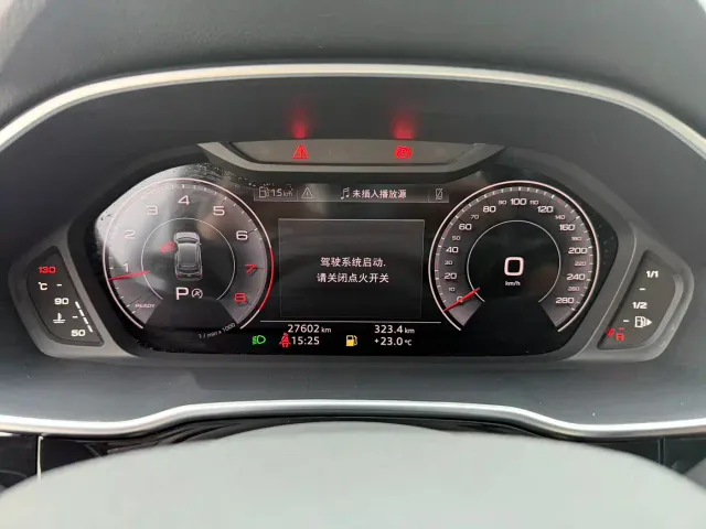 Audi Q3 — Фото автомобиля 15