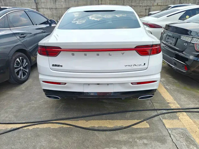 Geely Xingrui — Фото автомобиля 15