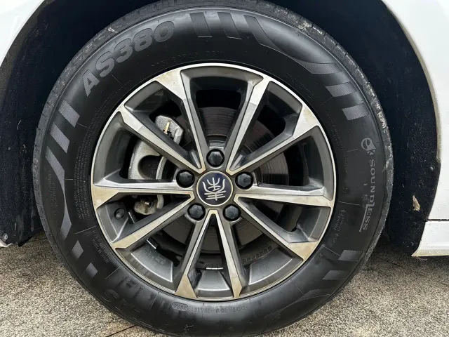 BYD Qin PLUS — Фото автомобиля 16