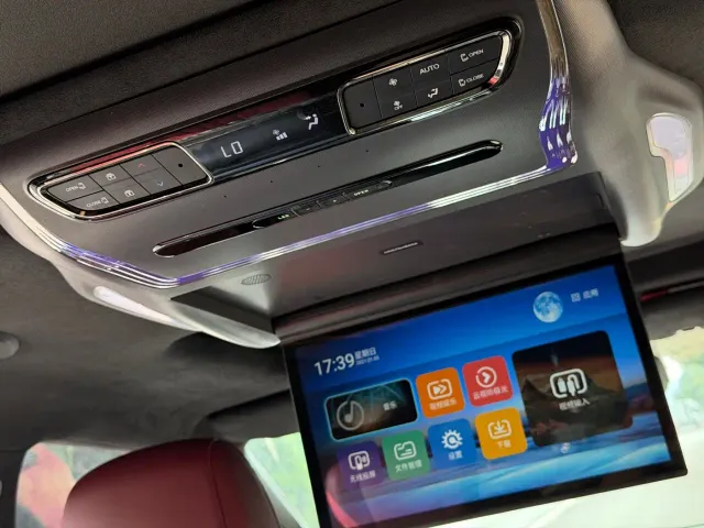 GAC Trumpchi M8 — Фото автомобиля 10