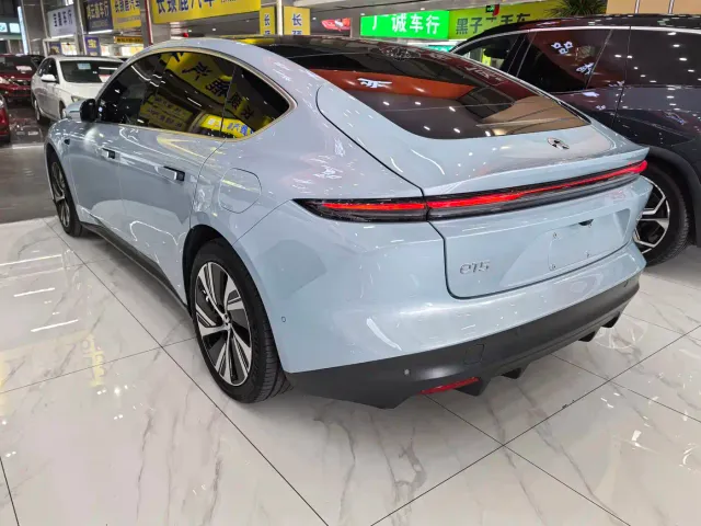 Nio ET5 — Фото автомобиля 8