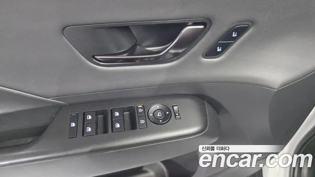 Hyundai Kona Kona (SX2) Бензин 1.6 турбо 2WD — Фото автомобиля 14