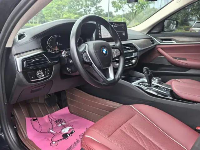 BMW 5 Series — Фото автомобиля 7