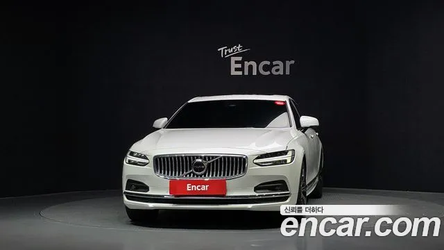 Volvo S90 — Фото автомобиля 3