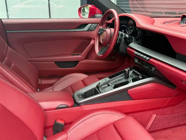 Porsche 911 — Фото автомобиля 13