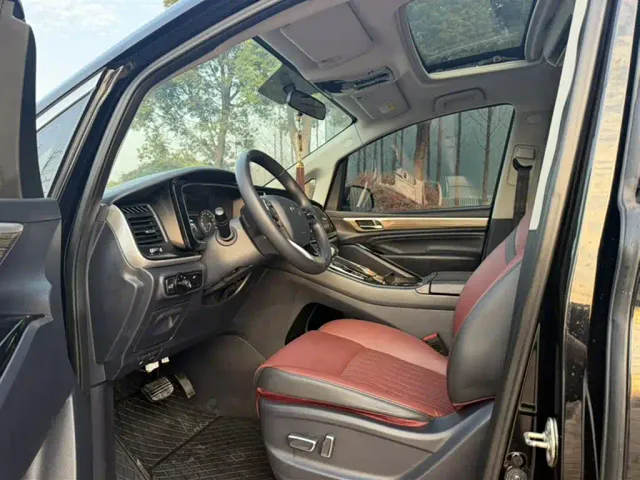 GAC Trumpchi M8 — Фото автомобиля 6