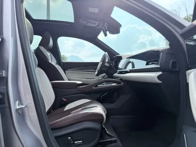 Geely Xingyue L — Фото автомобиля 10