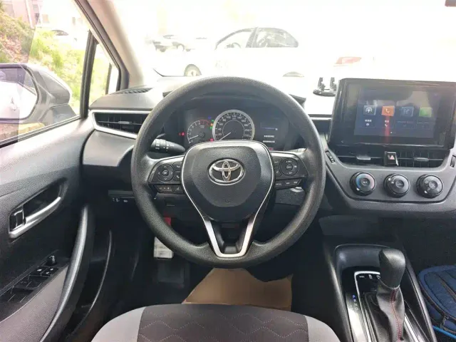 Toyota Corolla — Фото автомобиля 6