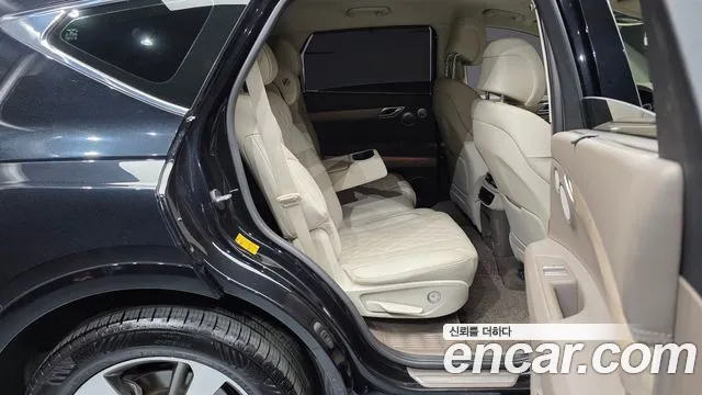 Genesis GV80 — Фото автомобиля 17