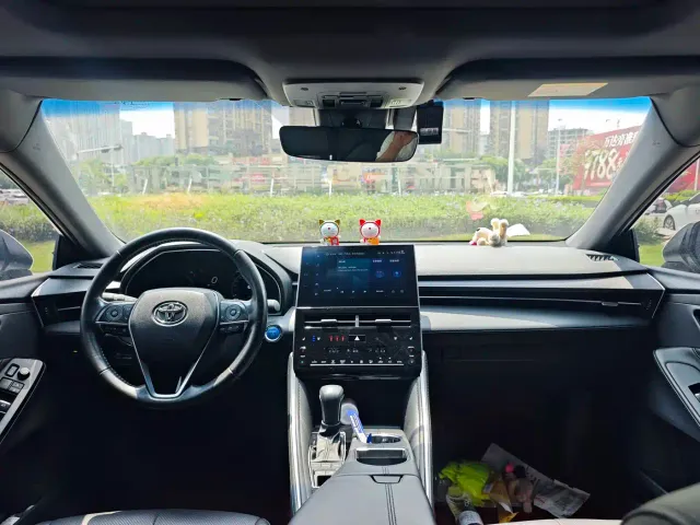 Toyota Avalon — Фото автомобиля 14