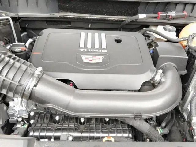 Cadillac XT5 — Фото автомобиля 10