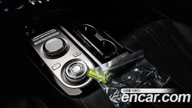 Genesis G80 Бензин 2.5 турбо AWD — Фото автомобиля 9