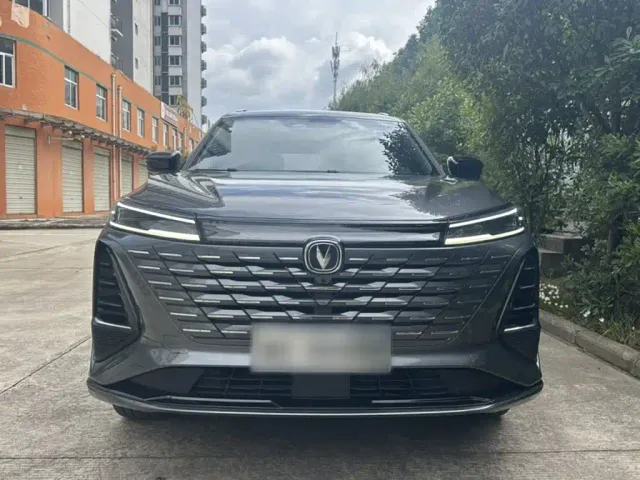 Changan CS75 Plus — Фото автомобиля 9