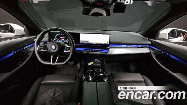 BMW 5-Series 5 серия (G60) 530i xDrive M Sport — Фото автомобиля 7