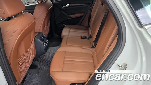 Audi Q5 45 TFSI quattro Sportback Premium — Фото автомобиля 24