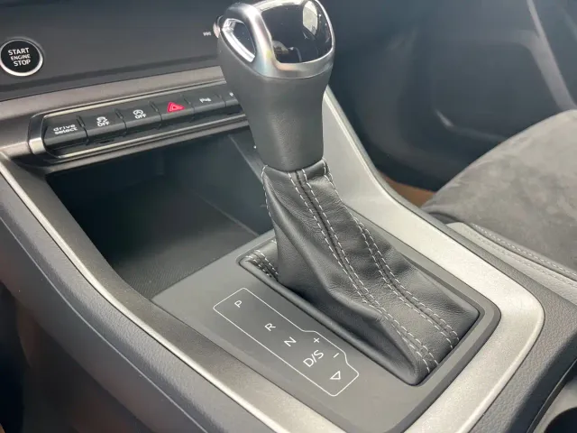 Audi Q3 — Фото автомобиля 11