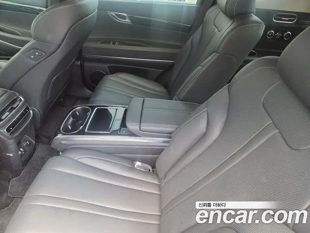 Genesis GV80 2.5T Бензин AWD — Фото автомобиля 10