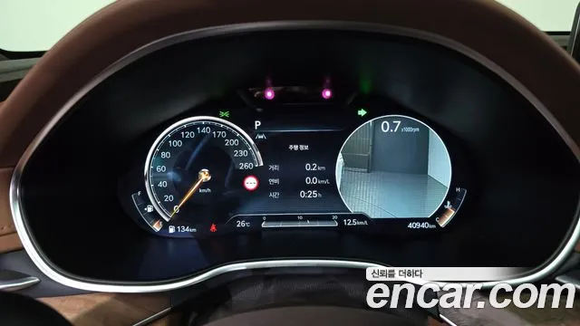 Genesis G80 Бензин 2.5 турбо AWD — Фото автомобиля 8