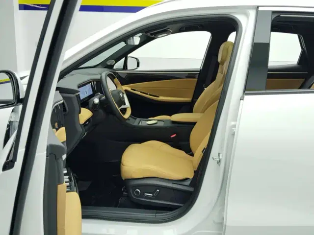 Geely Galaxy L7 — Фото автомобиля 9