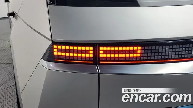Hyundai Ioniq5 Ioniq5 Long Range AWD — Фото автомобиля 4