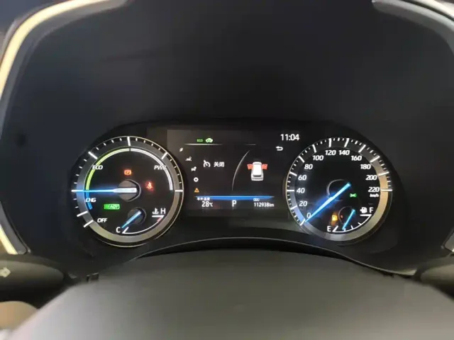 Toyota Highlander — Фото автомобиля 11