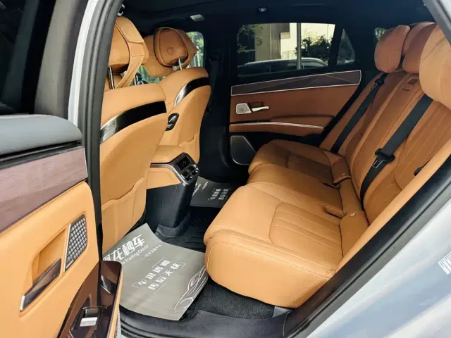 BYD Han L — Фото автомобиля 12