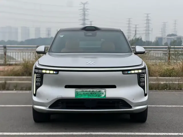 IM Motors LS8 — Фото автомобиля 2