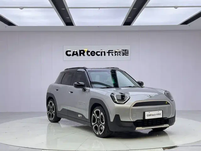 MINI Electric MINI ACEMAN — Фото автомобиля 7