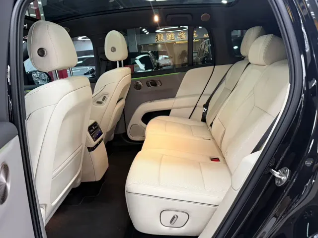 Li Auto i6 — Фото автомобиля 7