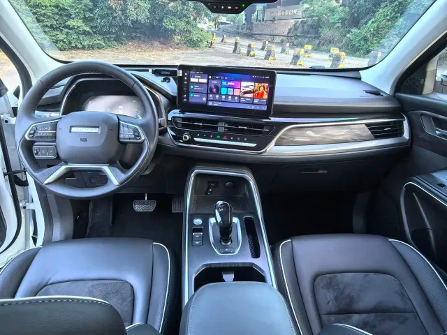 Haval H6 — Фото автомобиля 11