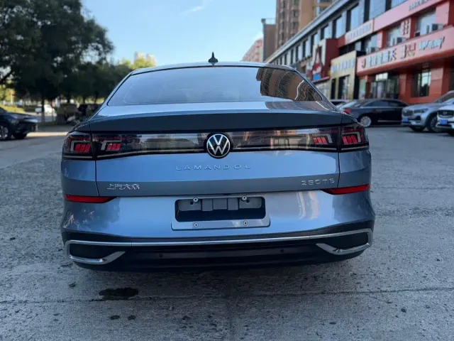Volkswagen Lamando — Фото автомобиля 5