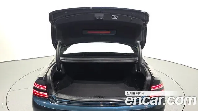 Genesis G80 Бензин 2.5 турбо AWD — Фото автомобиля 20