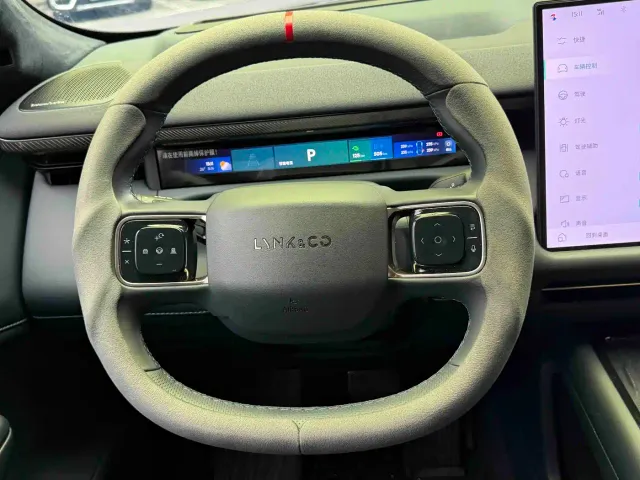 Lynk & Co Lynk & Co 900 2025 2.0T Ultra — Фото автомобиля 10