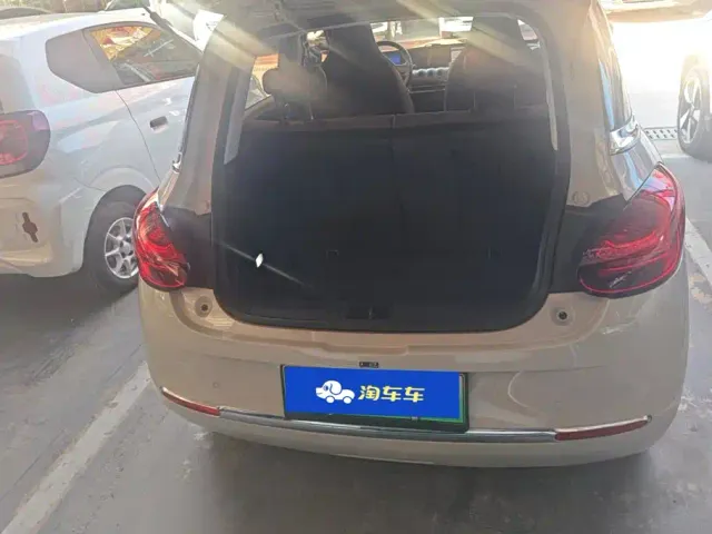 Wuling Bingo — Фото автомобиля 4