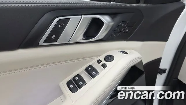 BMW X5 xDrive 40i M Sport — Фото автомобиля 26