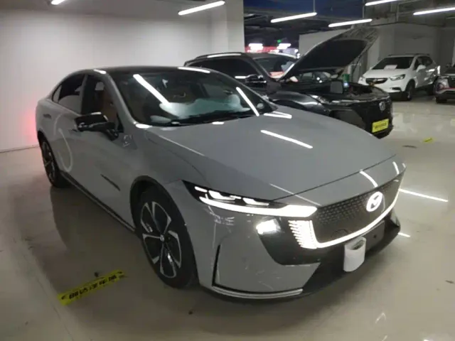 Mazda EZ-6 — Фото автомобиля 3