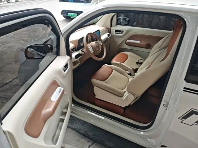 Wuling Hongguang Mini EV — Фото автомобиля 15