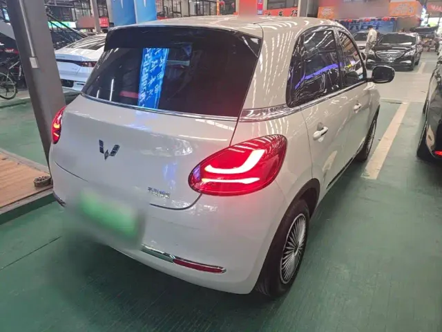 Wuling Bingo — Фото автомобиля 6