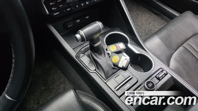 Kia K5 K5 3 поколение 2.0 LPI(Для проката) — Фото автомобиля 9