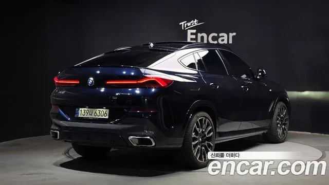 BMW X6 xDrive40i M Sport — Фото автомобиля 2
