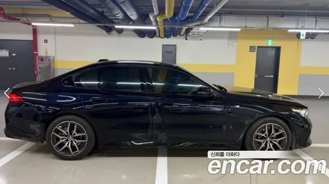 BMW 5 Series G60 — Фото автомобиля 6